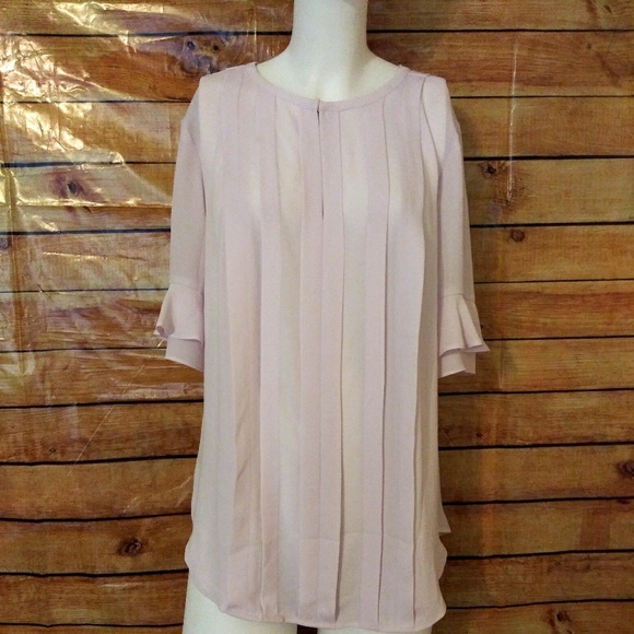 Ann Taylor Tops - Ann taylor Ruffle cuff pintucked blouse